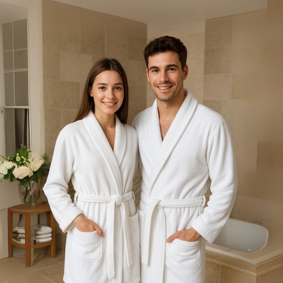 Albornoz Cuello Smoking 100% Algodón 450gr - Blanco | Deslan Internacional