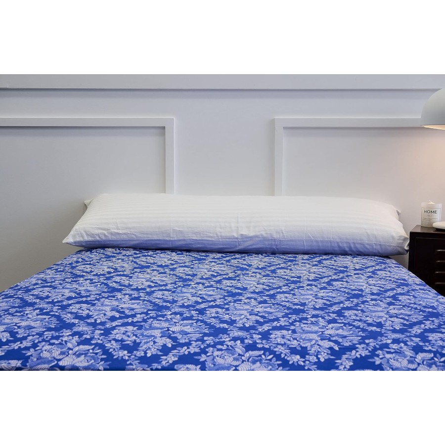 Funda de colchón azul con estampado floral | Deslan Internacional
